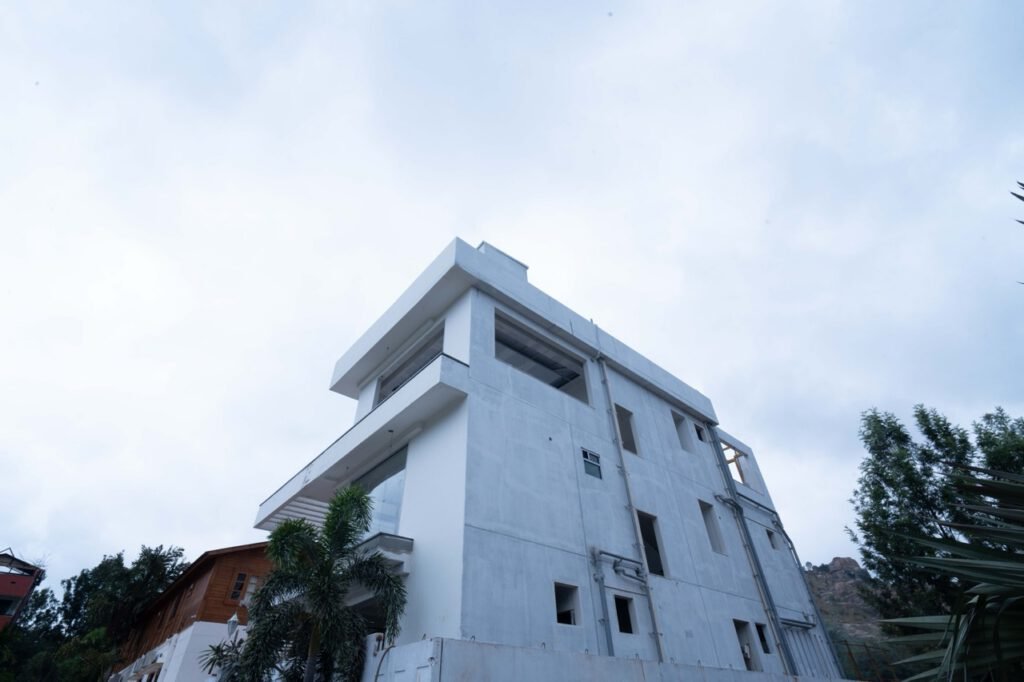 Luxury Villa – Nandi Hills